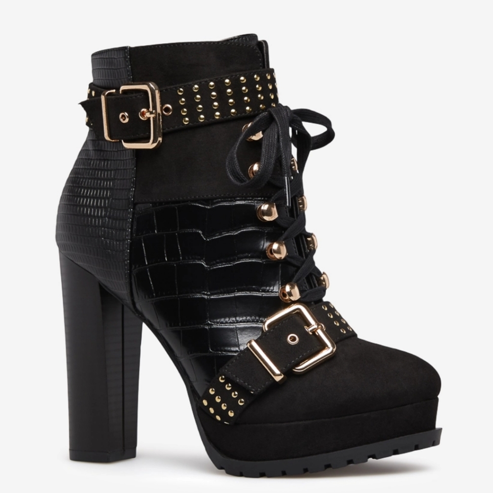 NEW Black Chunky Block Heel Boots